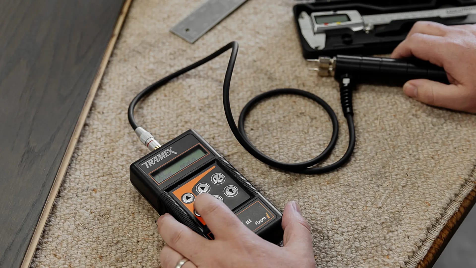 Moisture content testing equipment.